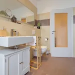 Schillerapartment Hof, Kueche, 24h Digital-checkin, Parkplatz, Wlan250mbit *