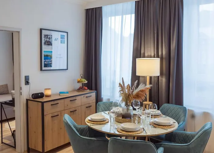 Apartment Schillerapartment Hof, Kueche, 24h Digital-checkin, Parkplatz, Wlan250mbit