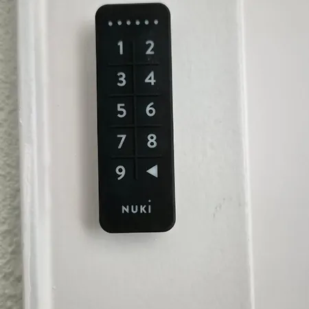 アパート Schillerapartment Hof, Smart-checkin, Ir-sauna, Parkplatz, Wlan600mbit ホーフ
