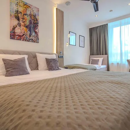 アパート Schillerapartment Hof, Smart-checkin, Ir-sauna, Parkplatz, Wlan600mbit
