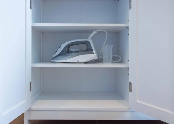 Schillerapartment Hof, Kueche, 24h Digital-checkin, Parkplatz, Wlan250mbit Appartement Hof (Bavaria)