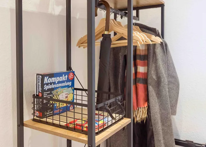 Schillerapartment Hof, Kueche, 24h Digital-checkin, Parkplatz, Wlan250mbit *