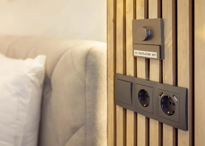 Lejlighed Schillerapartment Hof, Kueche, 24h Digital-checkin, Parkplatz, Wlan250mbit *